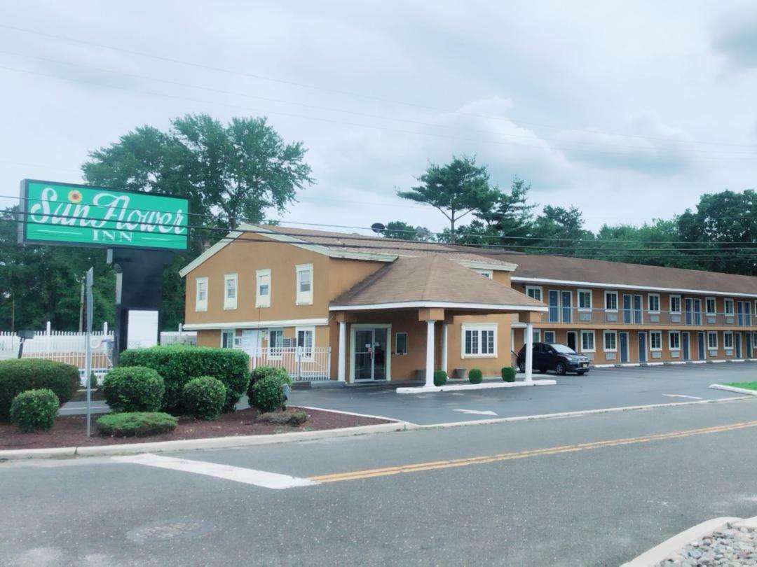 Sunflower Inn Galloway Exterior photo